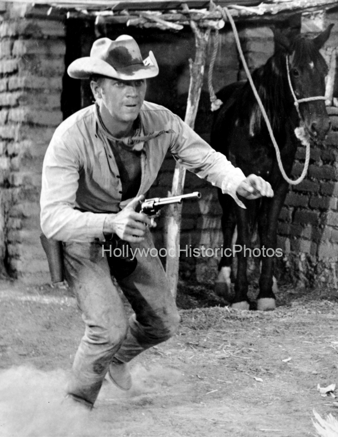 Steve McQueen 1960 The Magnificent Seven WM.jpg